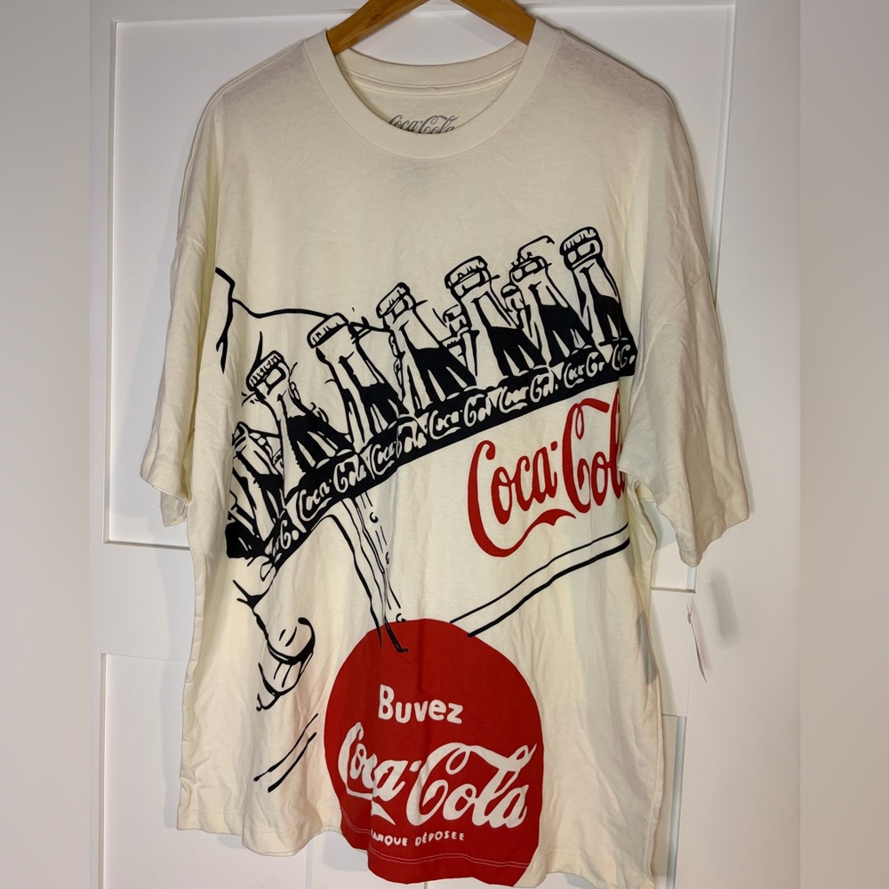 Coca-Cola Oversized‎ Graphic T-Shirt Whisper White French Buvez Logo Large NWT